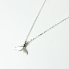 Cargar imagen en el visor de la galería, COLLAR COLA DE BALLENA - Vicenç Silver