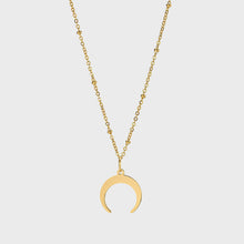 Cargar imagen en el visor de la galería, Collar luna acero